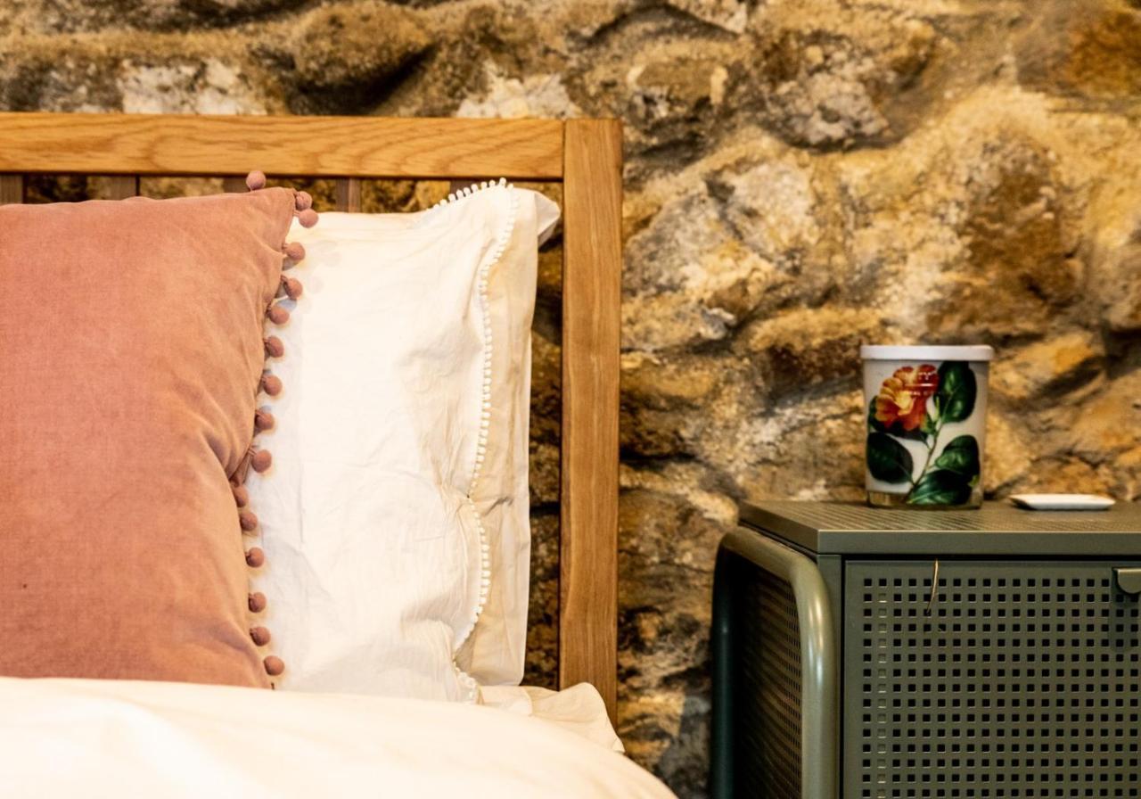 Penrhiw - A Country Cottage With Mountain Views ニューポート エクステリア 写真