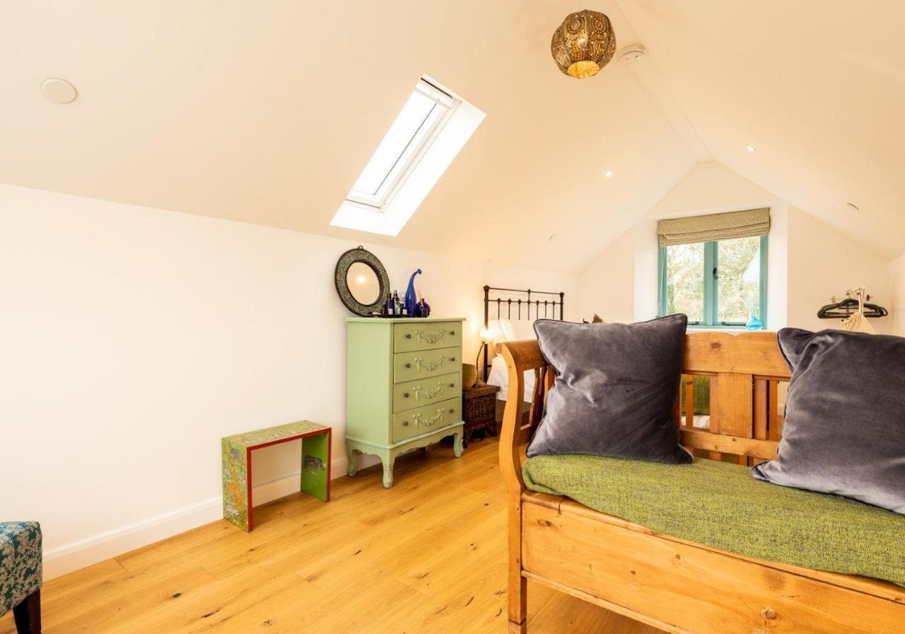Penrhiw - A Country Cottage With Mountain Views ニューポート エクステリア 写真